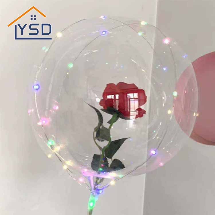 Bobo ballon virággal